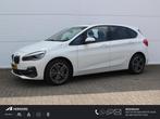 BMW 2-serie Active Tourer 220i High Executive Edition AUTOMA, 1998 cc, Wit, Bedrijf, 19 km/l