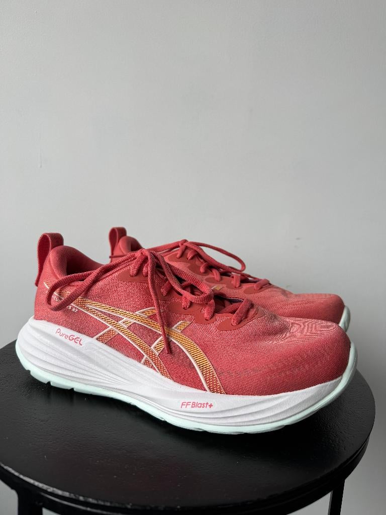 ASICS Gel Cumulus 27 hardloopschoenen | comfort & demping, Hardloopschoenen, Ophalen of Verzenden, Zo goed als nieuw, Hardlopen