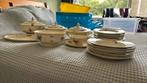 Serveerschalen en borden koninklijke plateelbakkerij, Antiek en Kunst, Antiek | Servies compleet, Ophalen