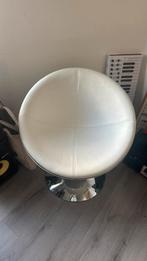 Ronde leren stoel met chrome poot, Ophalen, Gebruikt, Wit, Leer