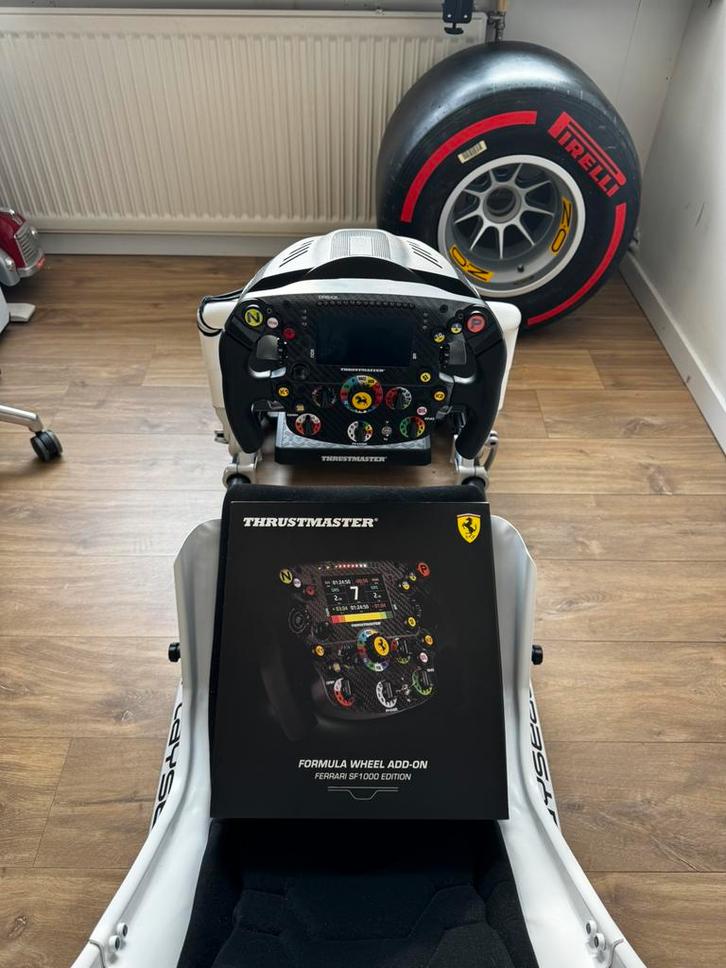 Playseat Instinct F1 Edition, Spelcomputers en Games, Spelcomputers | Overige, Zo goed als nieuw, Ophalen