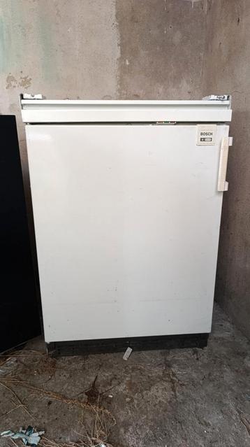 Gratis Bosch vriezer – 3 lades beschikbaar voor biedingen