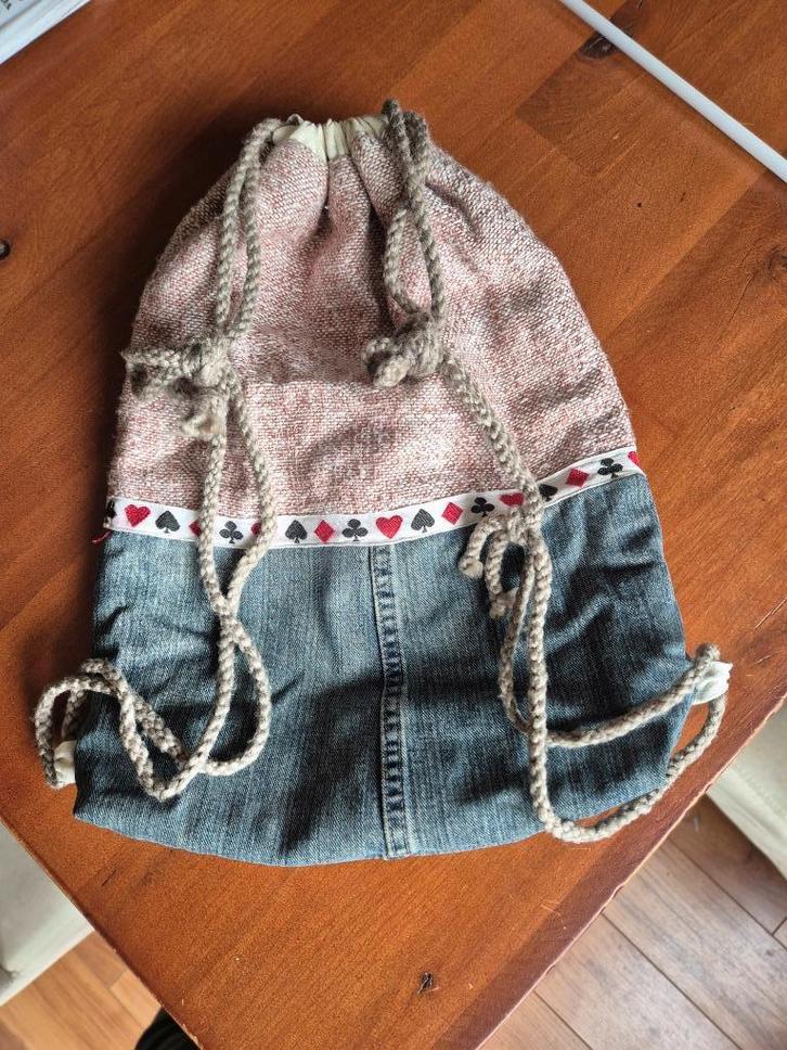 Leuk rugzakje met spijkerstof, Sieraden, Tassen en Uiterlijk, Tassen | Rugtassen, Zo goed als nieuw, Overige merken, 30 tot 45 cm