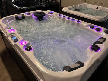 Luxe 3 persoons Spa Sensation incl. Garantie &Installatie beschikbaar voor biedingen