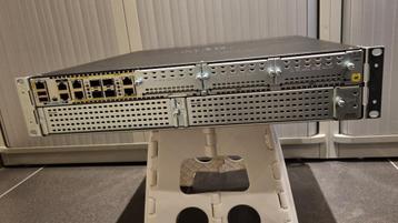 Cisco ISR4451-X/K9 Router beschikbaar voor biedingen