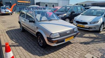 Toyota Starlet 1.3 XL Automaat  ( 2 jaar APK )  beschikbaar voor biedingen