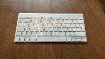 Apple magic toetsenbord A1314 beschikbaar voor biedingen