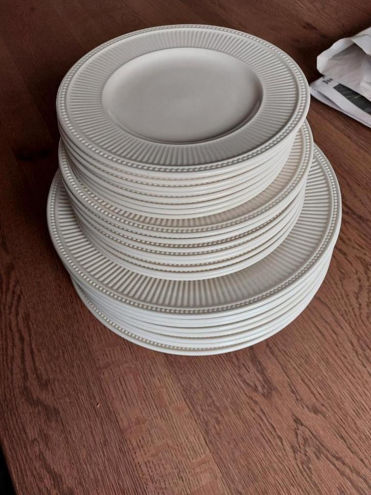 Wedgwood Windsor servies, Huis en Inrichting, Keuken | Servies, Gebruikt, Bord(en), Wedgwood, Aardewerk, Ophalen