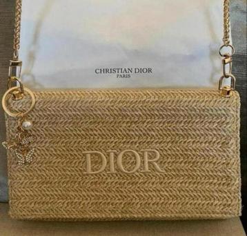 Stijlvolle Dior clutch, beige + vlindercharm, Miss Dior edp beschikbaar voor biedingen