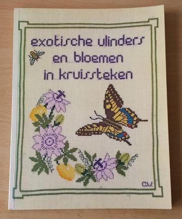 Exotische Vlinders en Bloemen in Kruissteken - C. Vandaele beschikbaar voor biedingen