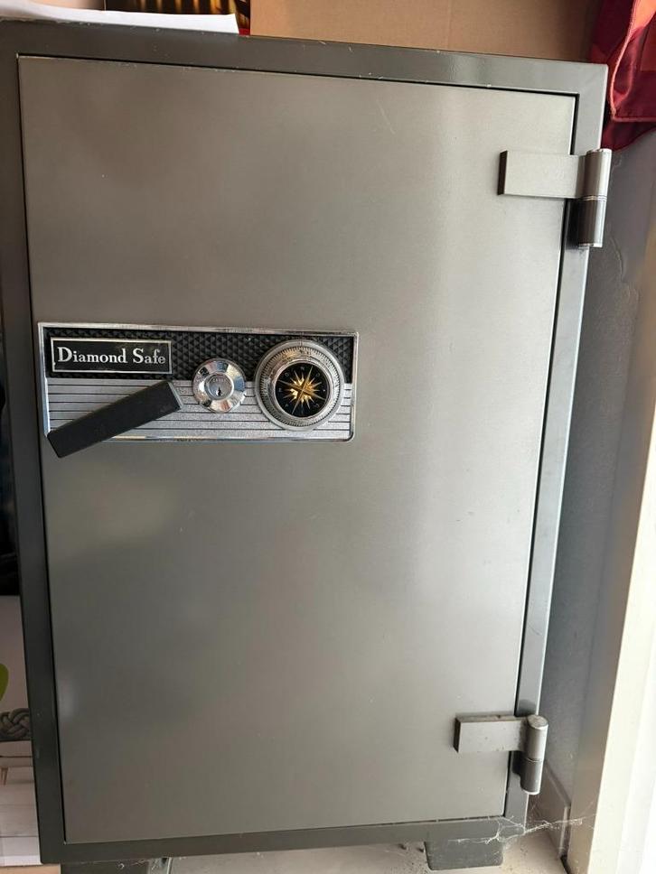 Diamond Safe kluis – combinatieslot + sleutel – 835554 cm, Huis en Inrichting, Overige Huis en Inrichting, Gebruikt, Ophalen