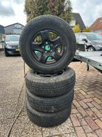 Mooie set Toyota RAV winterbanden maat 215/70R16, Ophalen