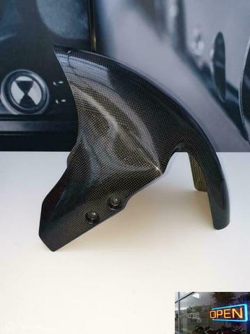 Ducati 750 900 SS, Monster 851 888 Carbon Spatbord va € 179 beschikbaar voor biedingen