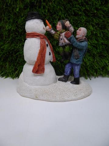 Luville  Kerstdorp Tom and grandfather in snow - 608247 beschikbaar voor biedingen