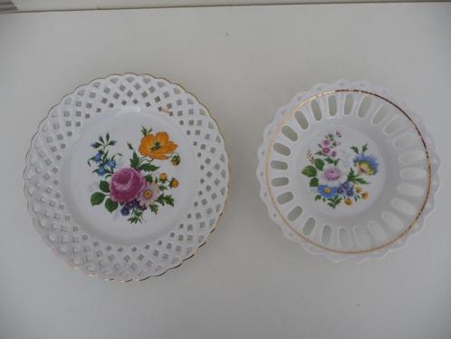 2 porseleinen schaaltjes -APULUM - Lucru Manual - schaaltje, Antiek en Kunst, Antiek | Porselein, Ophalen of Verzenden