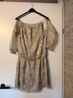 Zijden jurkje met open schouders - Kocca - Maat S, Beige, Ophalen of Verzenden, Zo goed als nieuw, Maat 36 (S)
