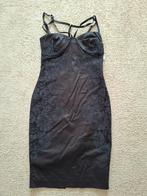 Marciano x Guess black cocktail dress, Kleding | Dames, Jurken, Ophalen of Verzenden, Zo goed als nieuw, Zwart, Boven de knie