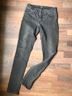 Levi’s skinny jeans mt 27/32, Ophalen of Verzenden, Nieuw, Zwart, W27 (confectie 34) of kleiner
