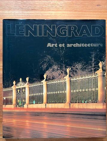 Leningrad. Art et Architecture  beschikbaar voor biedingen
