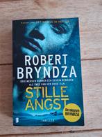 Robert Bryndza - Stille angst, Boeken, Thrillers, Ophalen of Verzenden, Zo goed als nieuw, Robert Bryndza