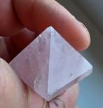 Rozenkwarts 'Piramide' uit Madagaskar, Ophalen of Verzenden, Mineraal
