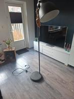 Stijlvolle zwarte vloerlamp, Ophalen, Gebruikt, Metaal, Modern
