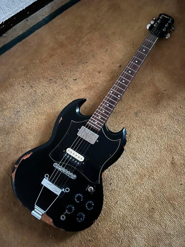 Epiphone SG Ebony Relic - Model Gibson - Grover Tuners, Muziek en Instrumenten, Snaarinstrumenten | Gitaren | Elektrisch, Zo goed als nieuw