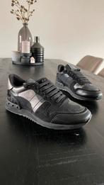Valentino Camo Noir RockRunner 39/40, Ophalen of Verzenden, Zo goed als nieuw, Overige kleuren