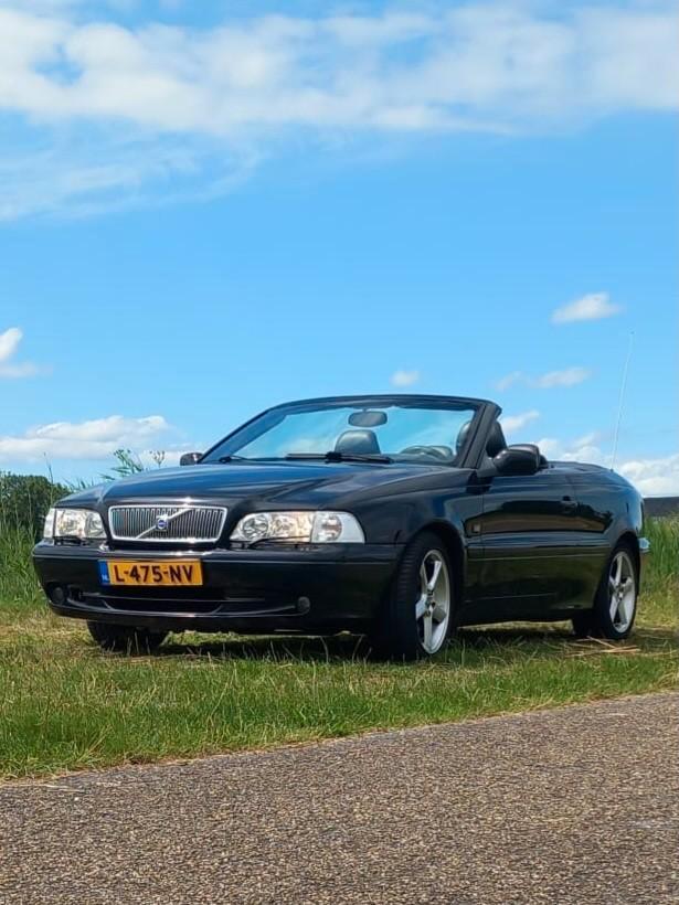 Volvo C70 2.4 T Cabrio AUT 2005 Zwart, Auto's, Volvo, Particulier, C70, Benzine, F, Cabriolet, Automaat, Geïmporteerd, Zwart, Voorwielaandrijving