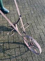 Antiek landbouwvoertuig - Harskamp, Ophalen