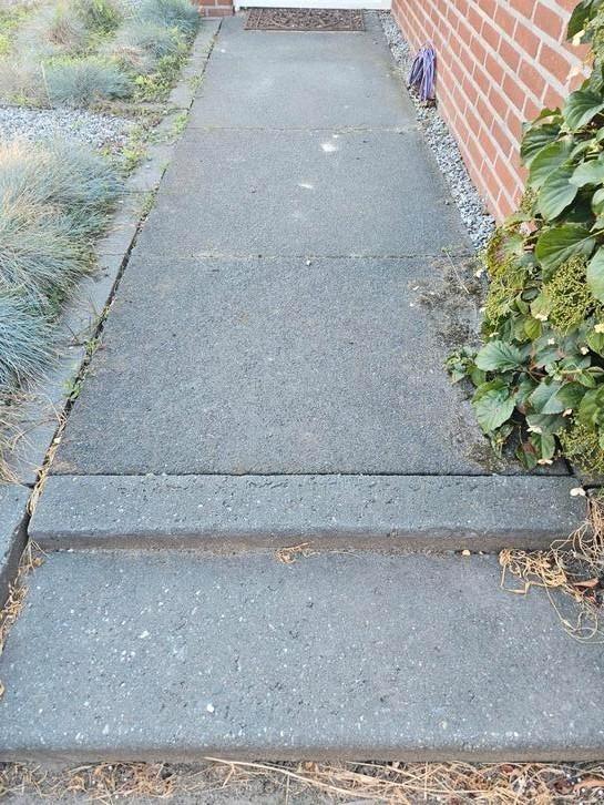 Bestrating looppad voordeur of achterdeur. 4.17 meter lang, Tuin en Terras, Tegels en Klinkers, Gebruikt, Terrastegels, Beton