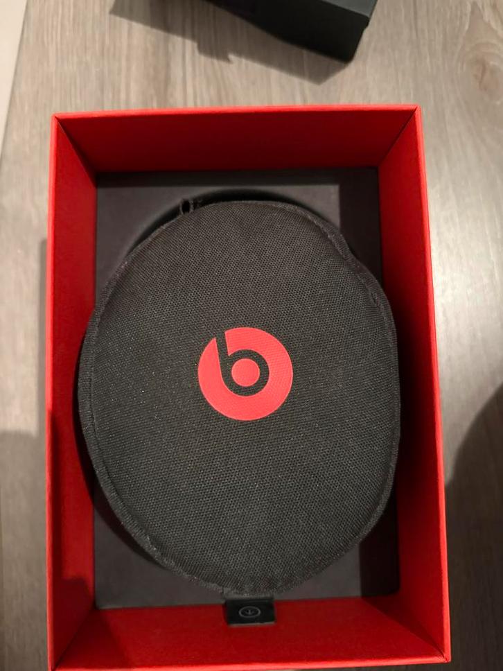 Beats Solo 3 Wireless - nieuw!, Audio, Tv en Foto, Koptelefoons, Gebruikt, Op oor (supra aural), Beats, Draadloos, Ophalen of Verzenden