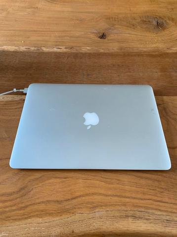 Macbook Air 13” beschikbaar voor biedingen
