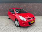Hyundai i20 1.2 5-DRS 2011 Rood, Auto's, Hyundai, 450 kg, 4 cilinders, Origineel Nederlands, Handgeschakeld