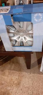 Wieldoppen en Sneeuwketting, Auto diversen, Ophalen