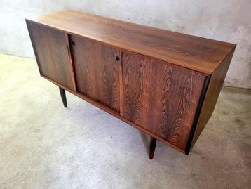 Vintage palissander dressoir van Gunni Omann voor ACO Mobler beschikbaar voor biedingen