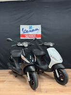 Piaggio Zip 2T | UNIEK | Nieuwstaat | 2017 | Weinig km, Ophalen, Maximaal 45 km/u, Zip, Zo goed als nieuw