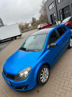 MOET WEG Opel Astra 1.8 16V 5D AUT 2004 Blauw, Auto's, Origineel Nederlands, Te koop, 1210 kg, 5 stoelen