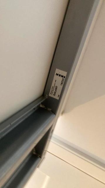 Ikea hoekbureau galant wit (gratis voor bosje bloemen) - afbeelding 4