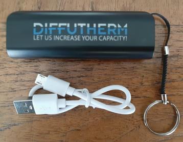 Powerbank met een USB-kabel. Vermogen: 1200 mAh / 3,6 V. beschikbaar voor biedingen