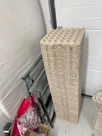 Eierdozen voor 30 eieren +/- 200 stuks GRATIS beschikbaar voor biedingen