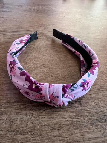 Verschillende kleuren en motieven beschikbaar voor biedingen
