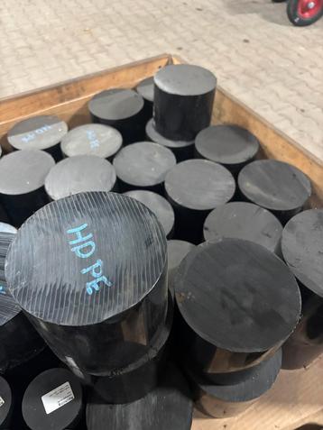 HDPE kunststof stafmateriaal PE100 verspaanbaar rond 150 beschikbaar voor biedingen