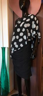 Frank Lyman elegante een schouder jurk zwart wit stippen 46, Kleding | Dames, Verzenden, Zwart, Maat 46/48 (XL) of groter, Nieuw