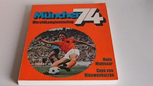 vintage boek 1974 WK Voetbal MUNCHEN '74 oa Johan Cruijff, Verzamelen, Sportartikelen en Voetbal, Zo goed als nieuw, Boek of Tijdschrift