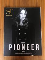 Nieuw magazine 'Modern Pioneer issue' van Supertrash., Ophalen of Verzenden, Nieuw, Glossy