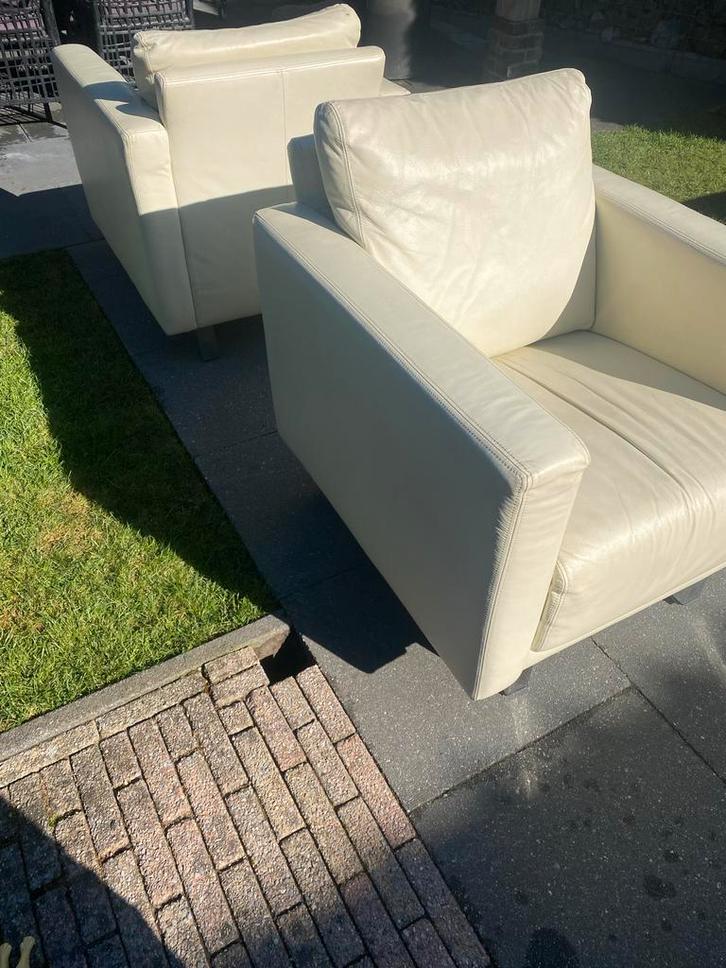 2 Wit Leren Fauteuils - Stoelen, Huis en Inrichting, Fauteuils, Gebruikt, Leer, Minder dan 50 cm, 75 tot 100 cm, Ophalen