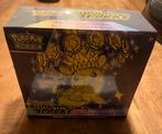 Surging Sparks Pokémon Center Elite Trainer Box, Ophalen of Verzenden, Nieuw, Overige typen