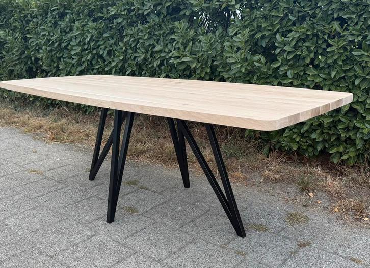 Deens ovaal massief Eiken tafel, Huis en Inrichting, Tafels | Eettafels, Nieuw, 100 tot 150 cm, 200 cm of meer, Vijf personen of meer
