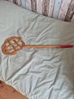 Te koop oude mattenklopper., Ophalen